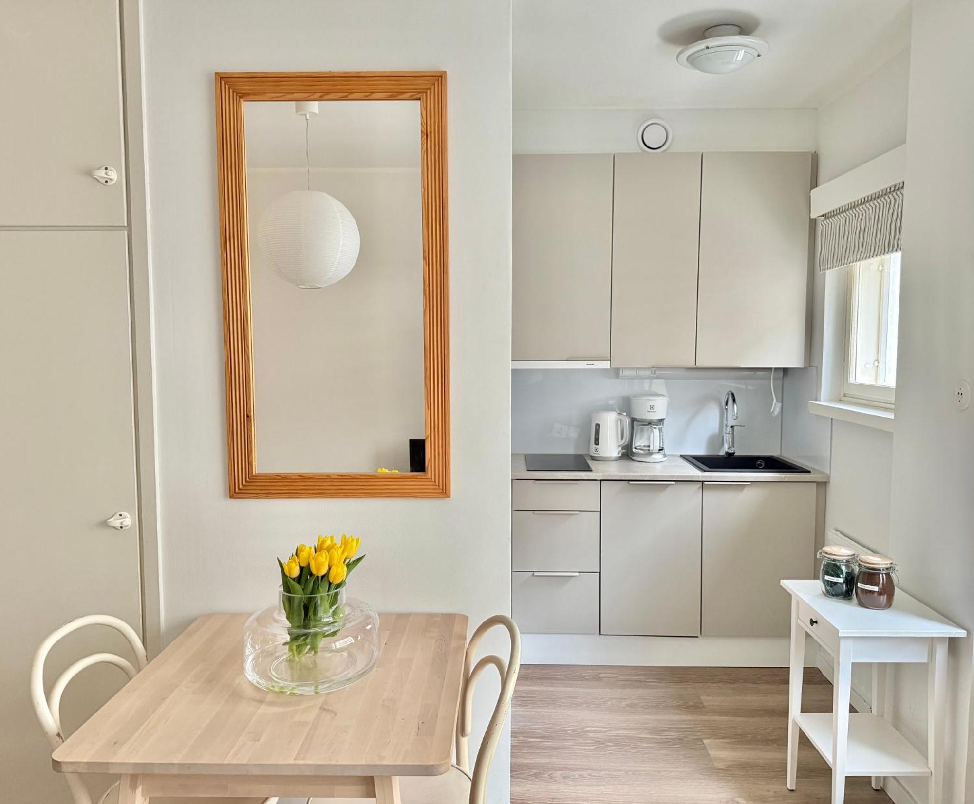 Just Renovated Stylish Nordic By Tram Stop Apartamento