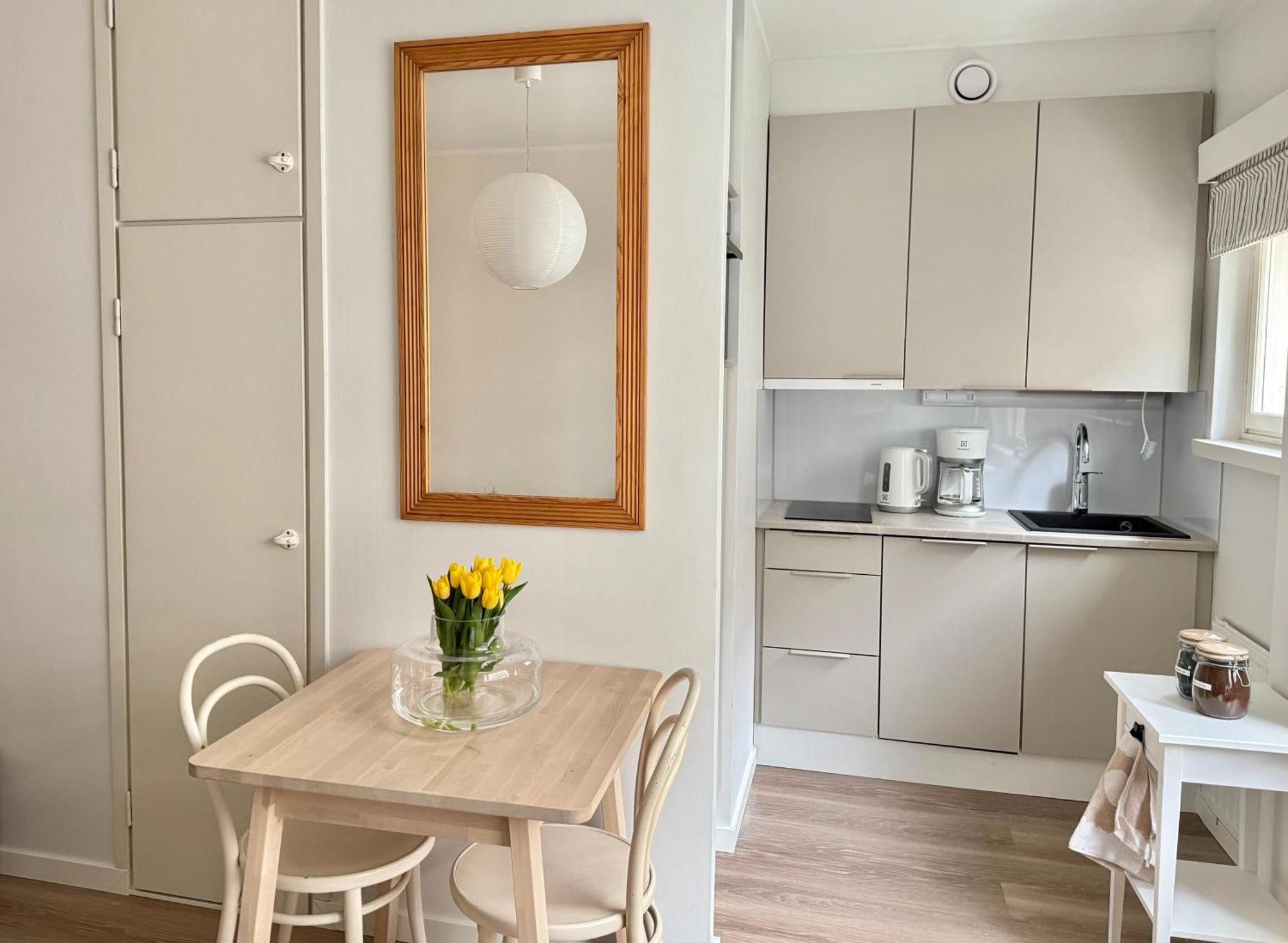 Just Renovated Stylish Nordic By Tram Stop Apartamento Helsinki